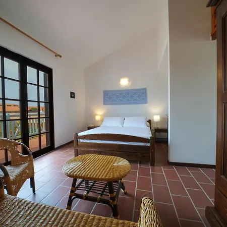 Le Tonnare Di - 4*