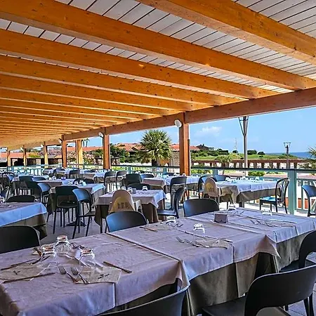 Le Tonnare Di - 4*